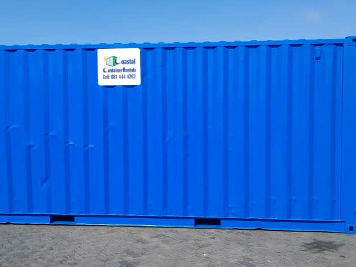 Rental container after refurbishment